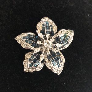 Nolan Miller vintage beautiful jeweled flower pin/pendant